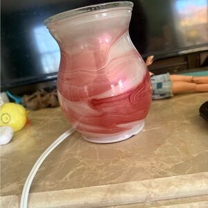 Scentsy Pink and White Swirl Candle Holder